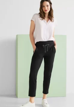 Loose Fit Hose Mit Stretch