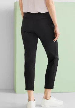 Loose Fit Hose Mit Stretch