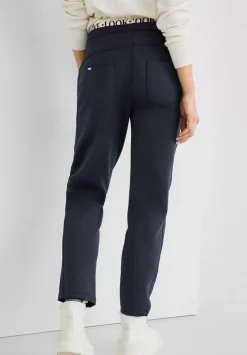 Loose Fit Hose Mit Stretch