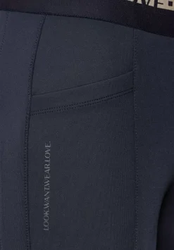 Loose Fit Hose Mit Stretch