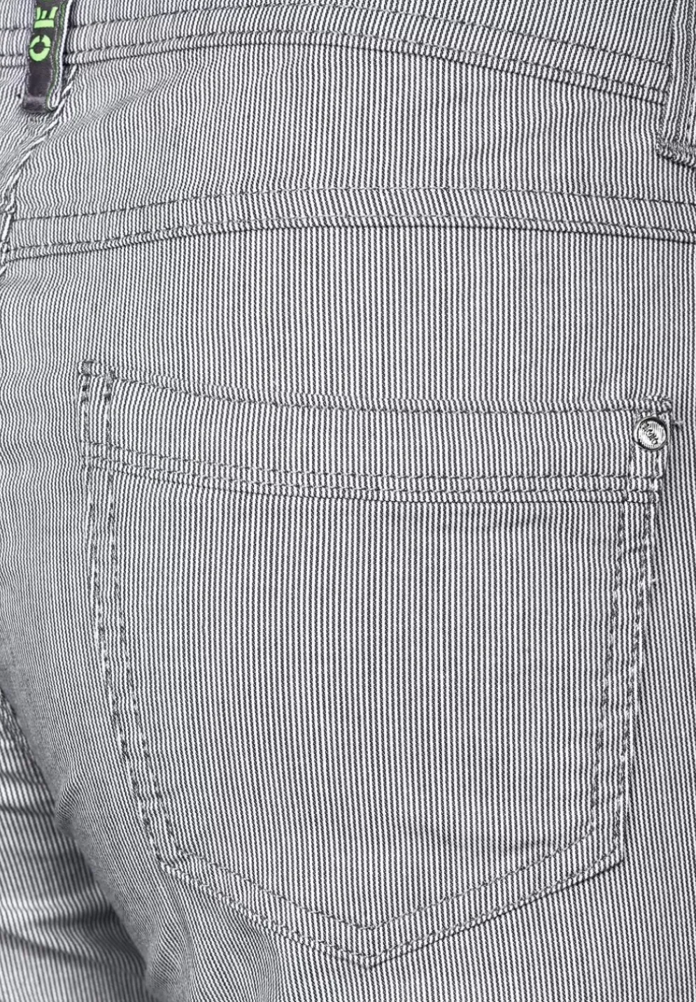 Loose Fit Hose Mit Stretch