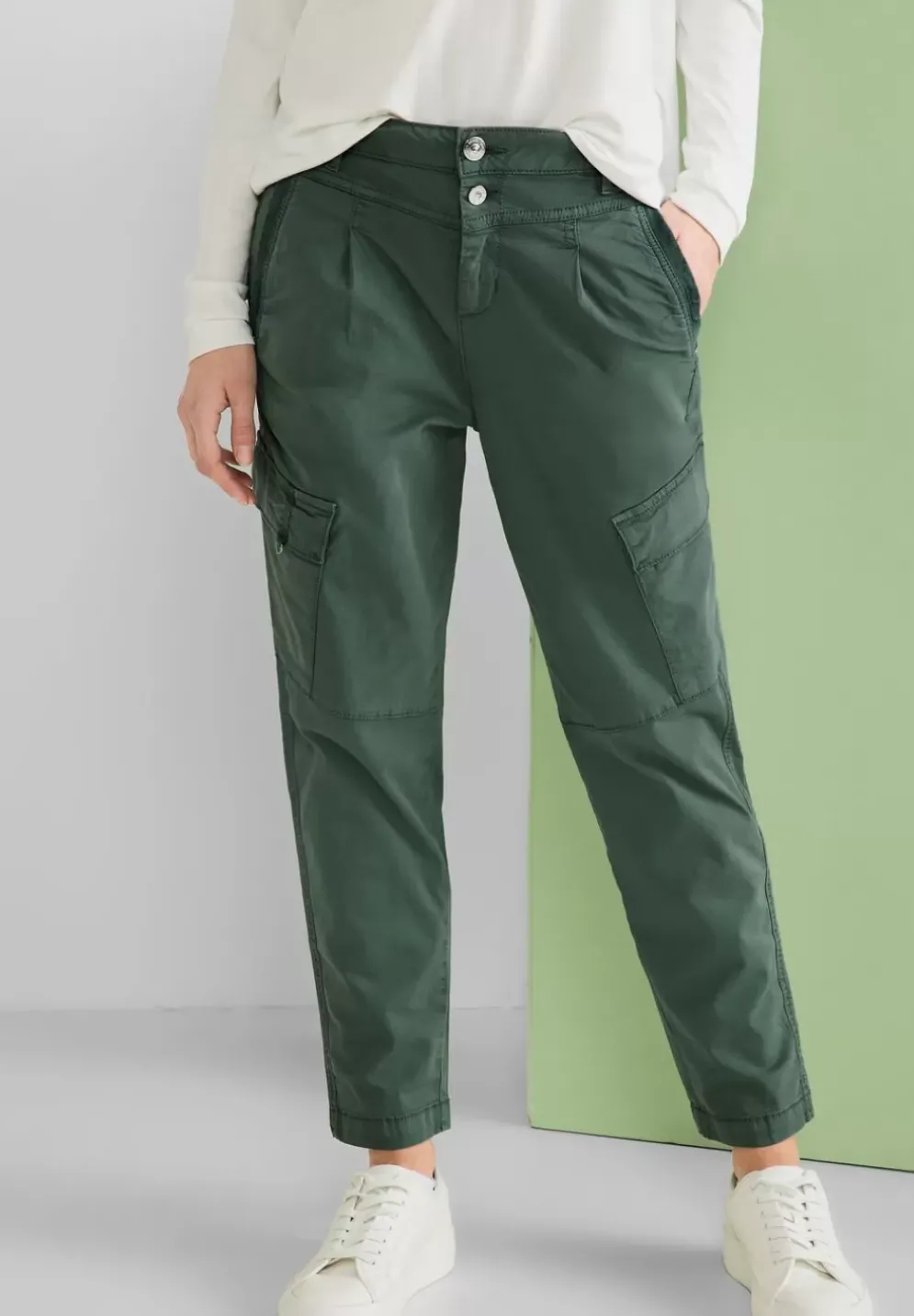 Loose Fit Hose Mit Stretch