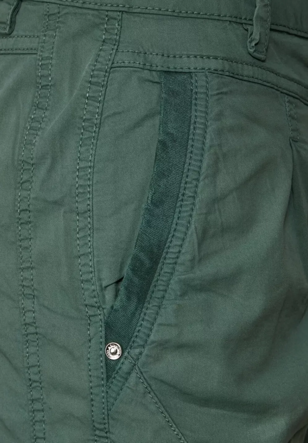Loose Fit Hose Mit Stretch