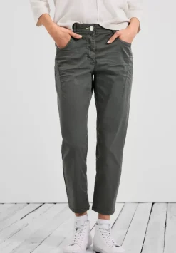 Loose Fit Hose Mit Stretch