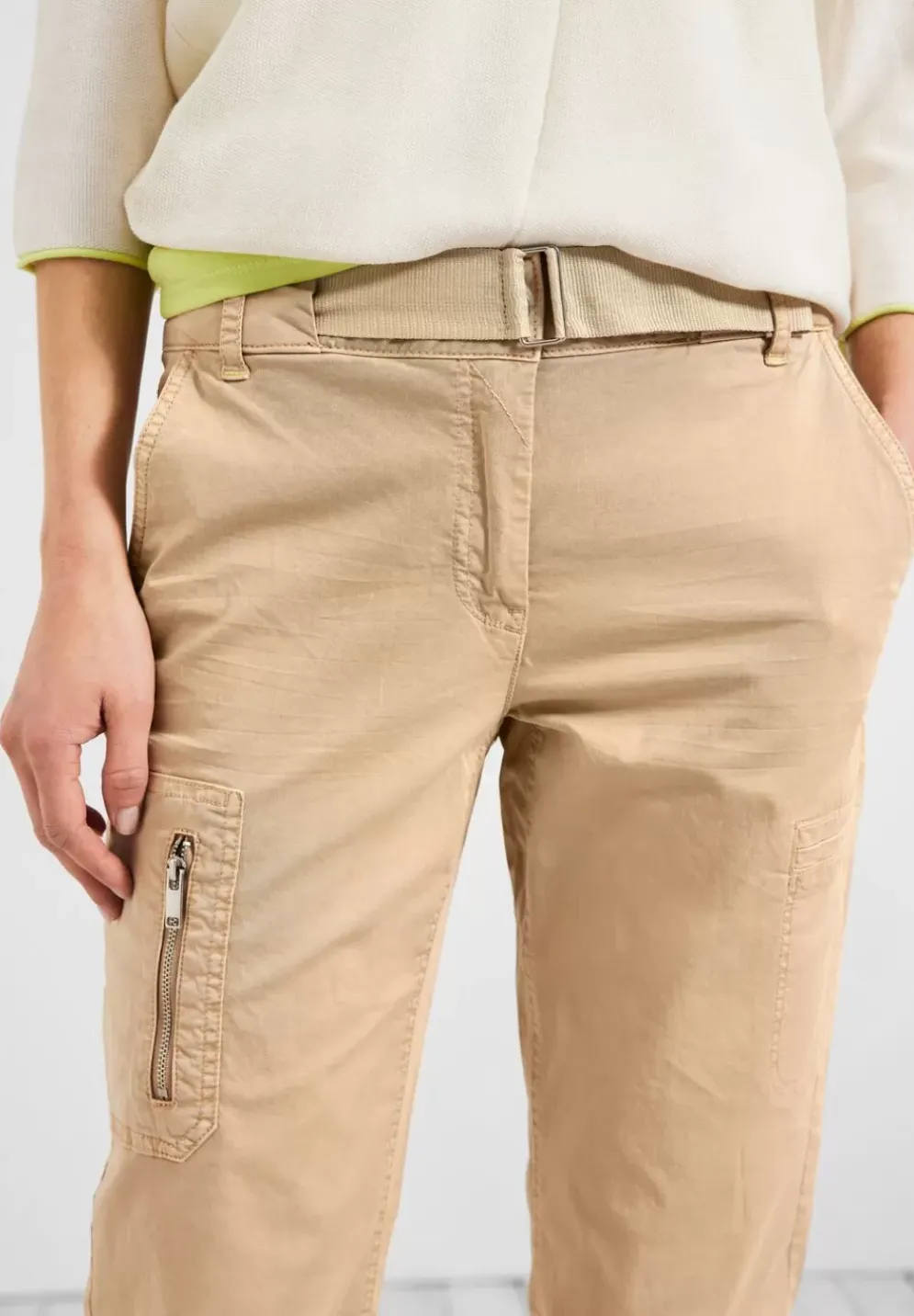 Loose Fit Hose Mit Stretch