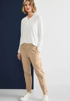 Loose Fit Hose Mit Stretch