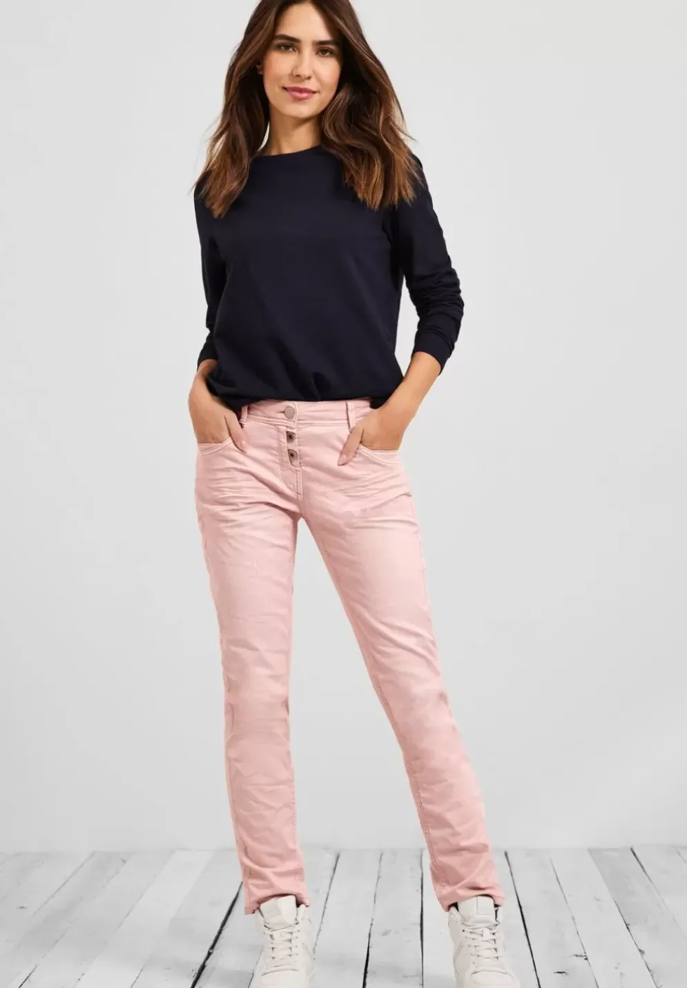 Loose Fit Hose Mit Stretch