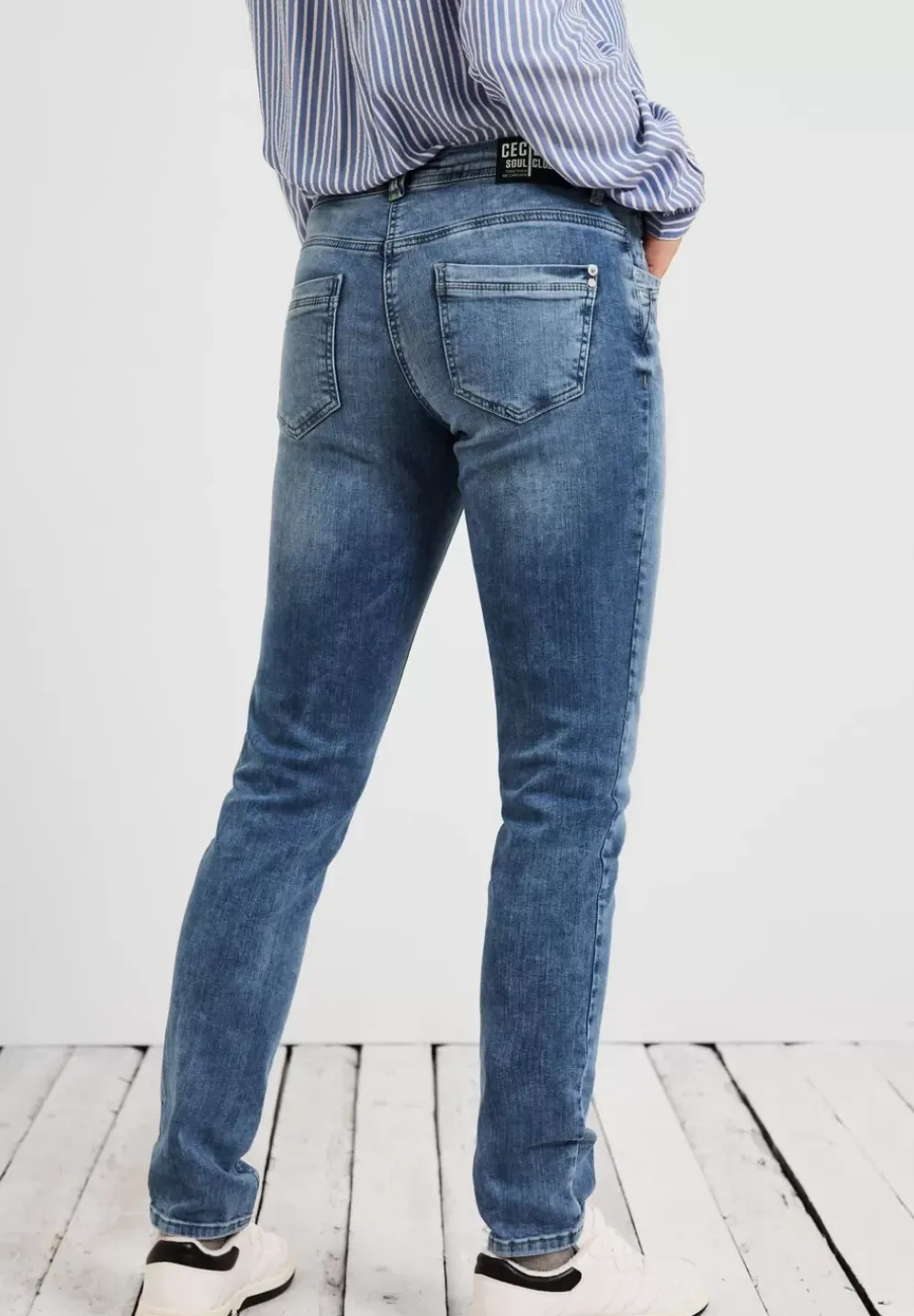 Loose Fit Jeans