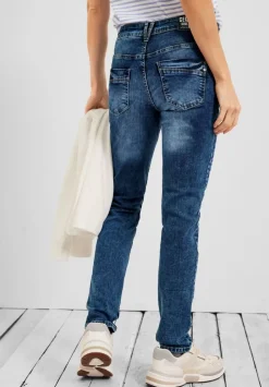 Loose Fit Jeans