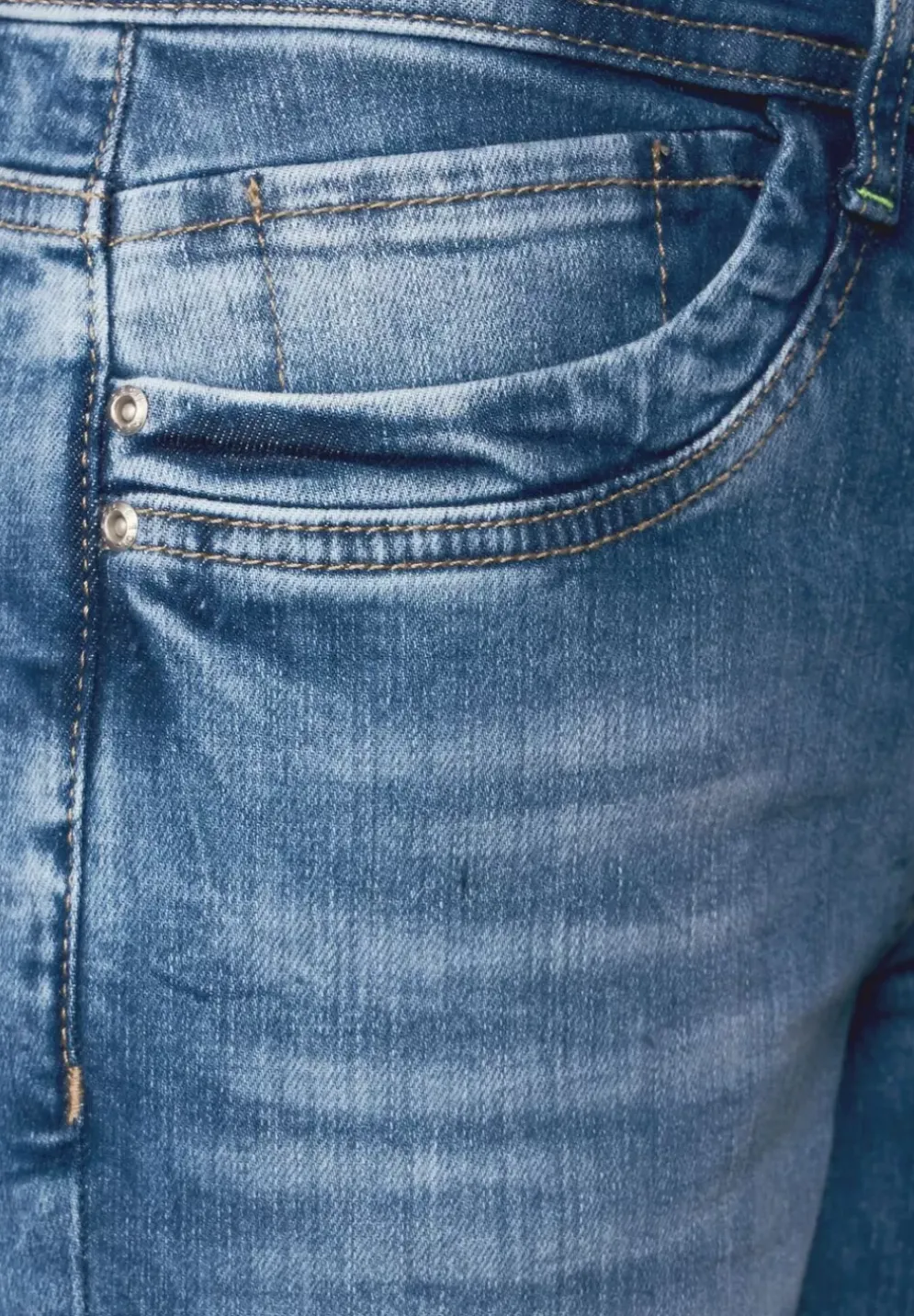 Loose Fit Jeans