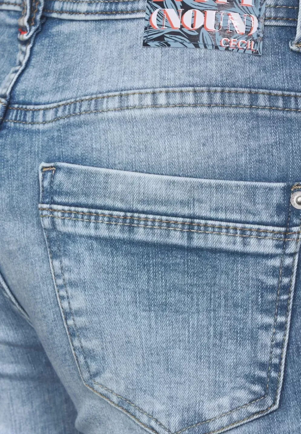 Loose Fit Jeans