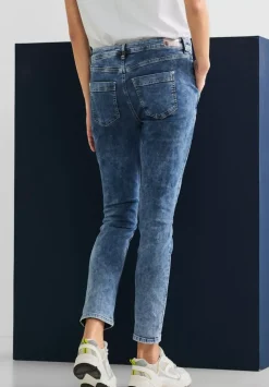 Loose Fit Jeans