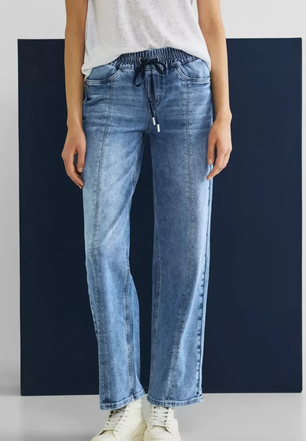 Loose Fit Jeans