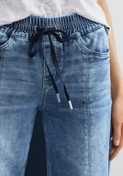 Loose Fit Jeans