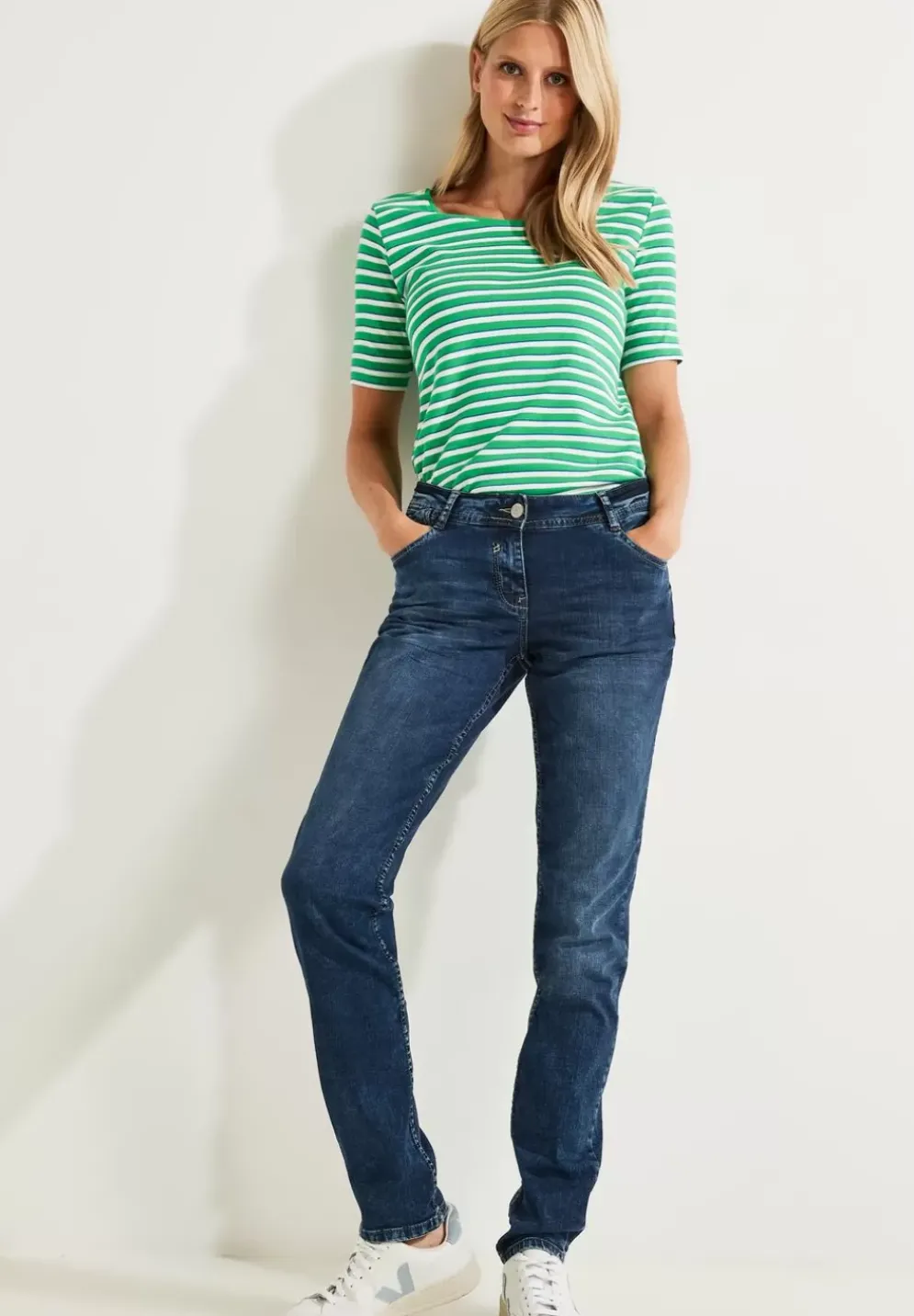 Loose Fit Jeans