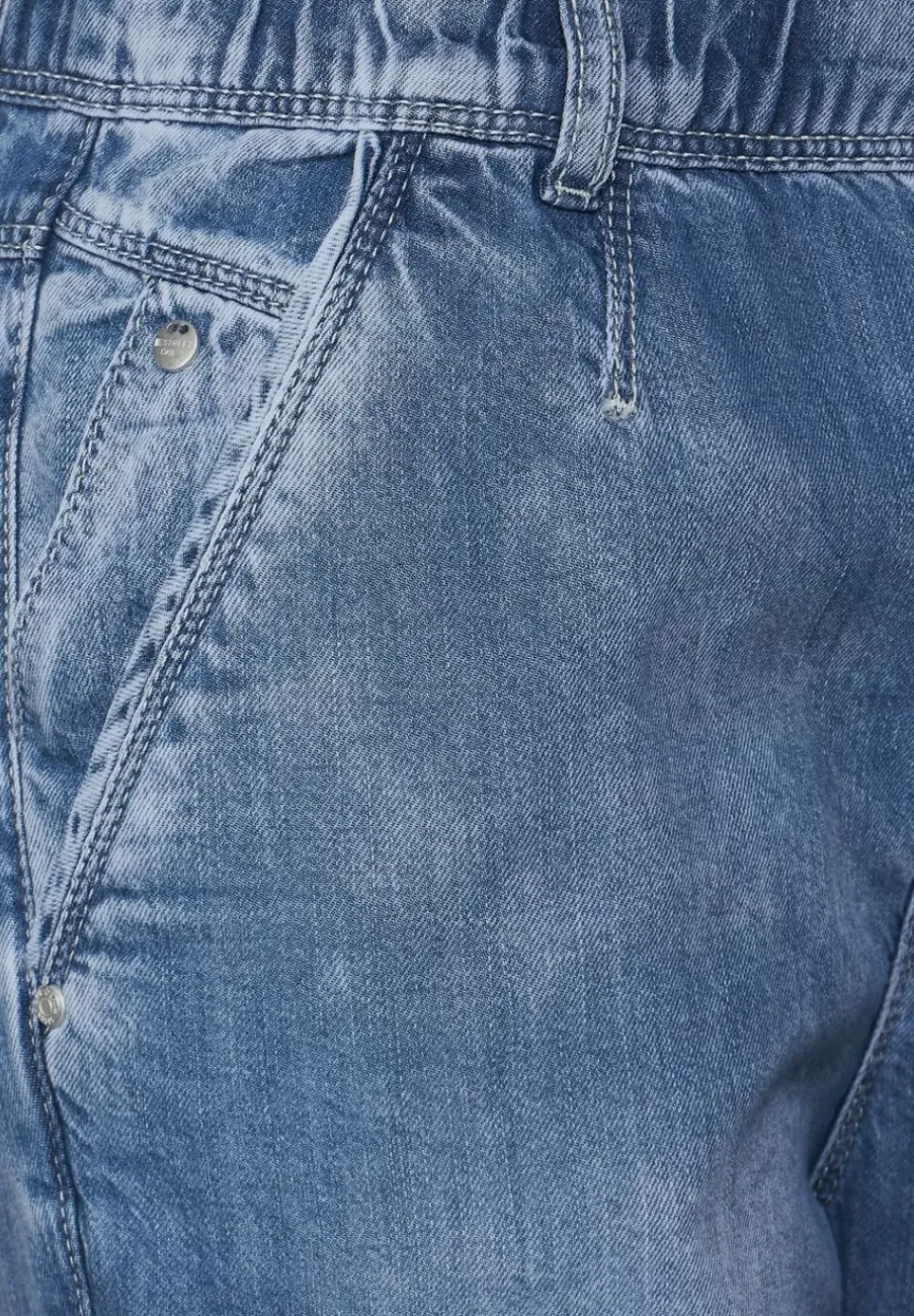 Loose Fit Jeans