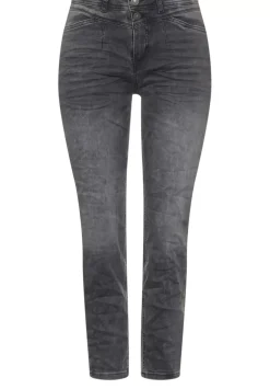 Loose Fit Jeans Im Mom Style