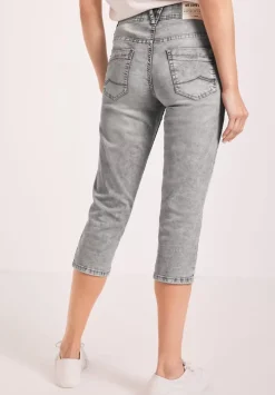 Loose Fit Jeans In 3/4-Lange