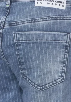 Loose Fit Jeans In 3/4-Lange