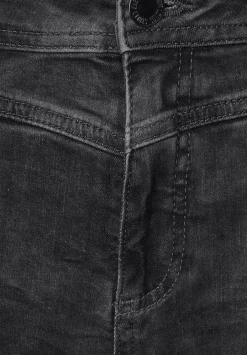 Loose Fit Mom Jeans