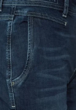 Loose Fit Mom Jeans