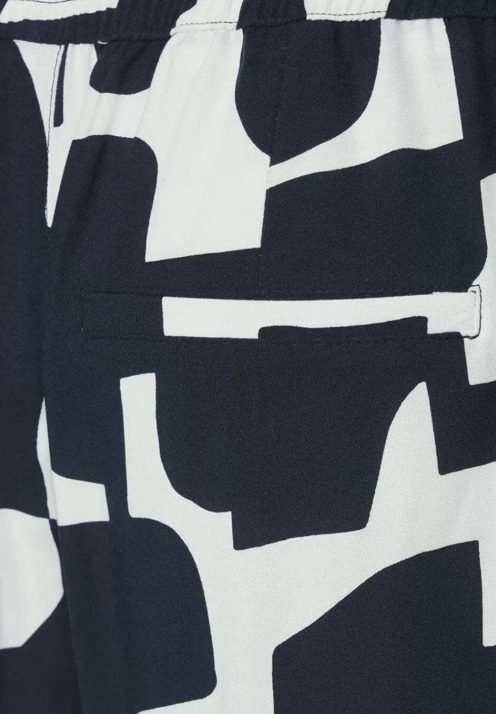 Loose Fit Print Hose