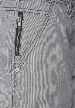 Loose Fit Streifenshorts