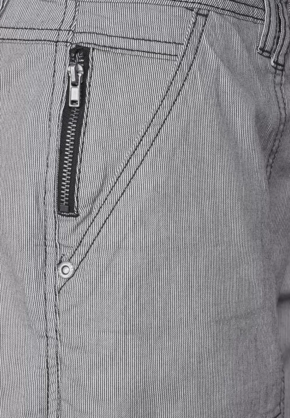 Loose Fit Streifenshorts