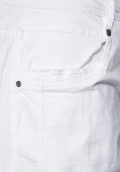 Loose Fit Stretch Shorts