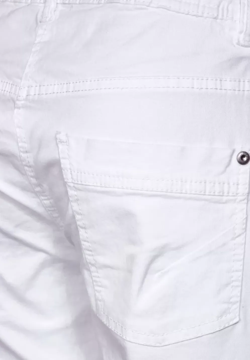 Loose Fit Stretch Shorts