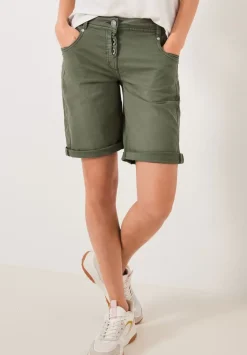 Loose Fit Stretch Shorts