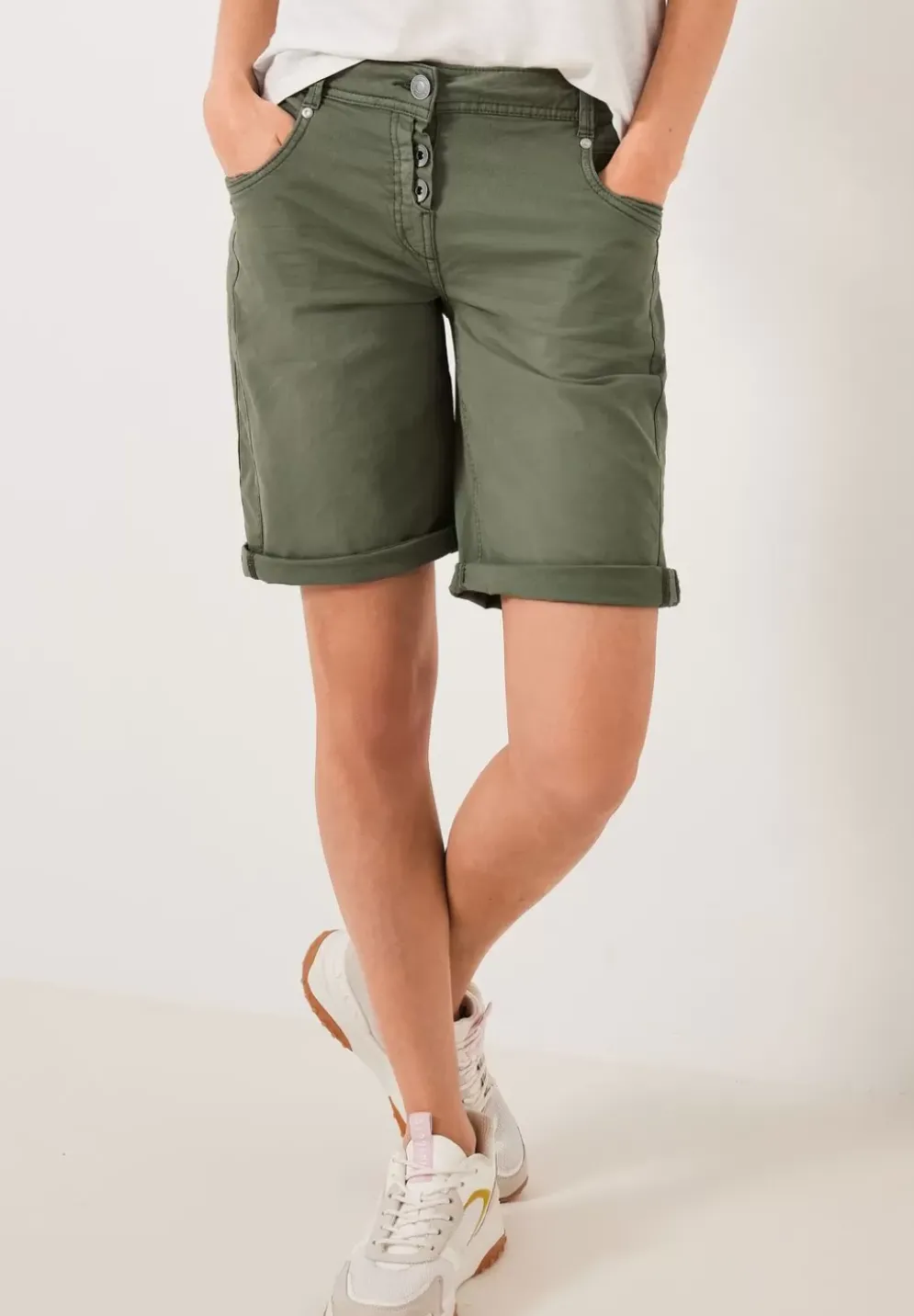 Loose Fit Stretch Shorts