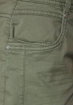 Loose Fit Stretch Shorts