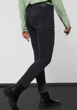 Loose Fit Thermo Jeans