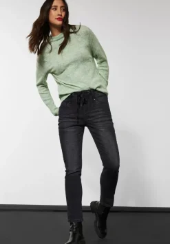 Loose Fit Thermo Jeans