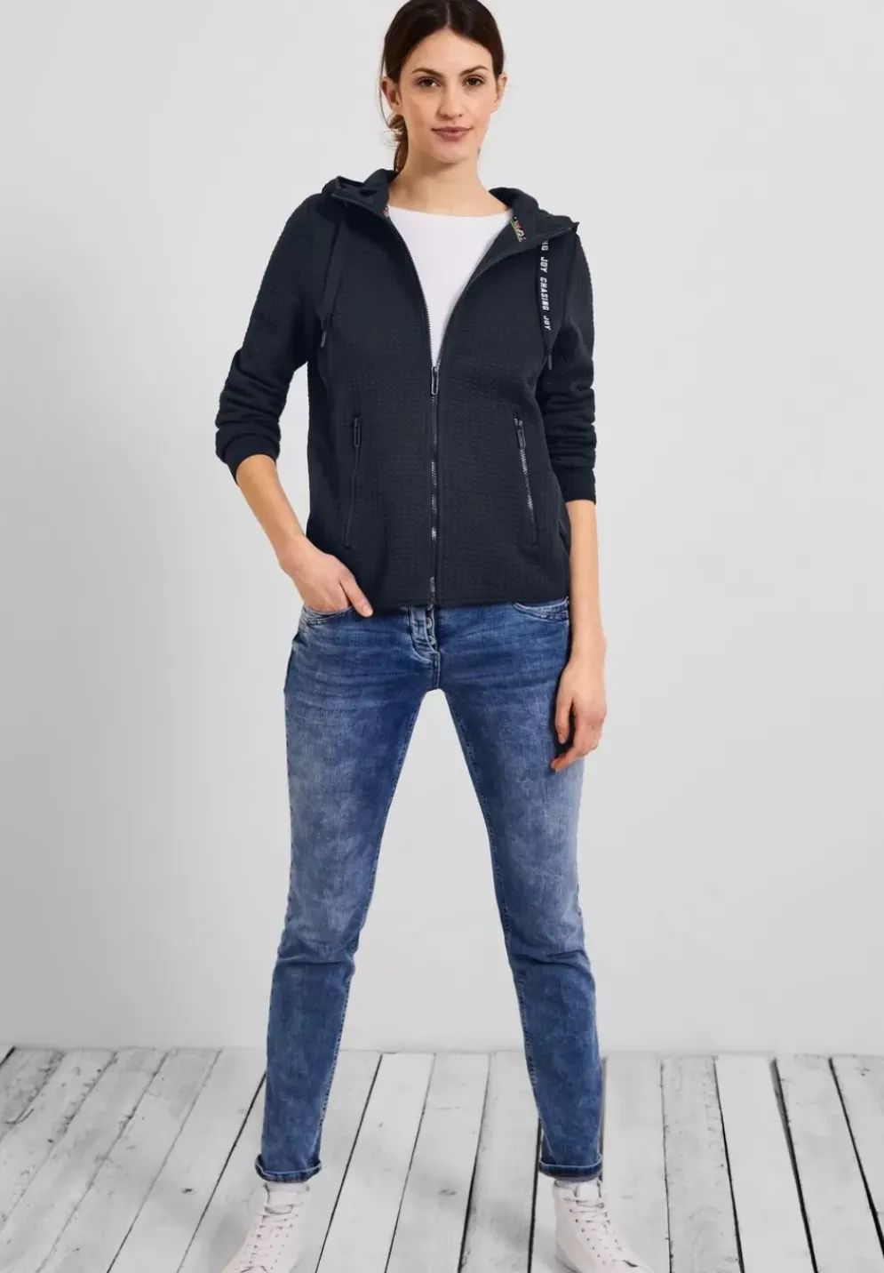Materialmix Sweatjacke