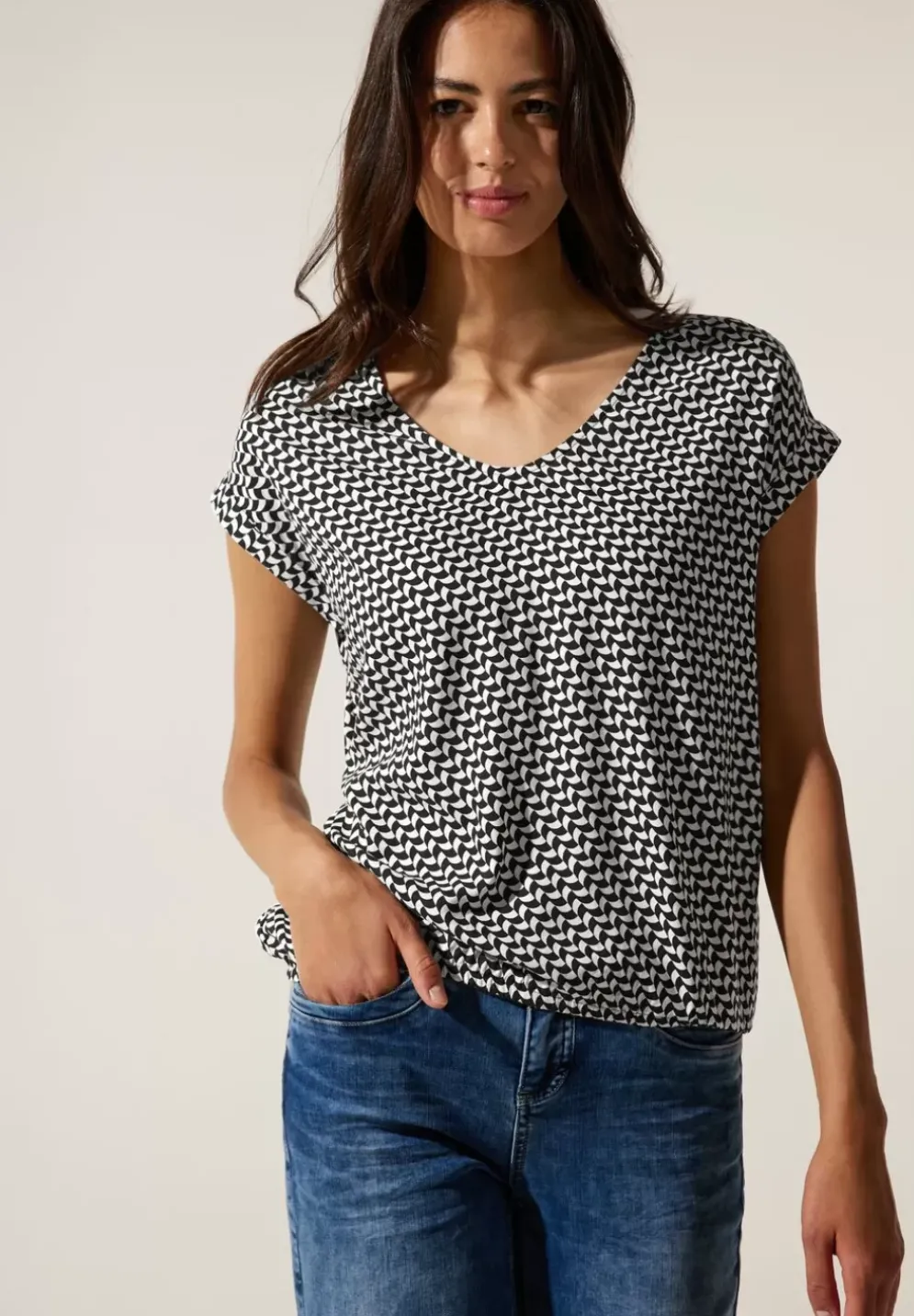 Minimalmuster Bluse