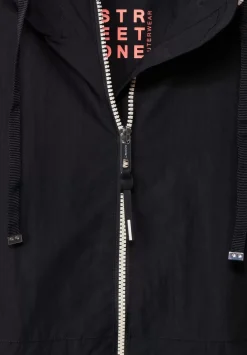 Moderner Windbreaker