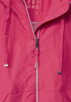 Moderner Windbreaker