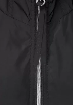 Moderner Windbreaker