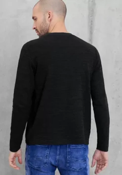 Modernes Langarmshirt
