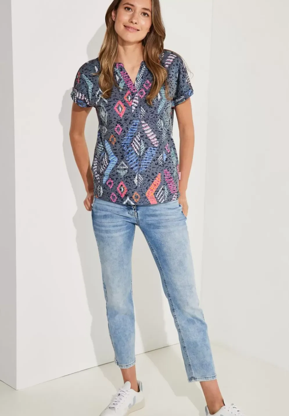 Multicolor Printshirt
