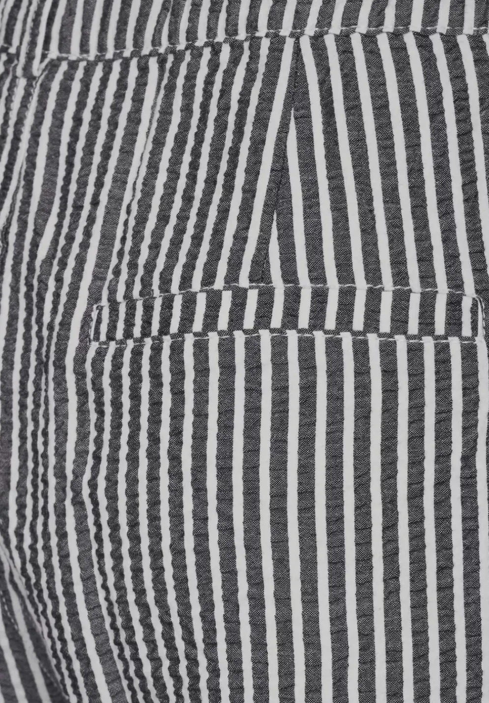 Paperbag Loose Fit Bermuda