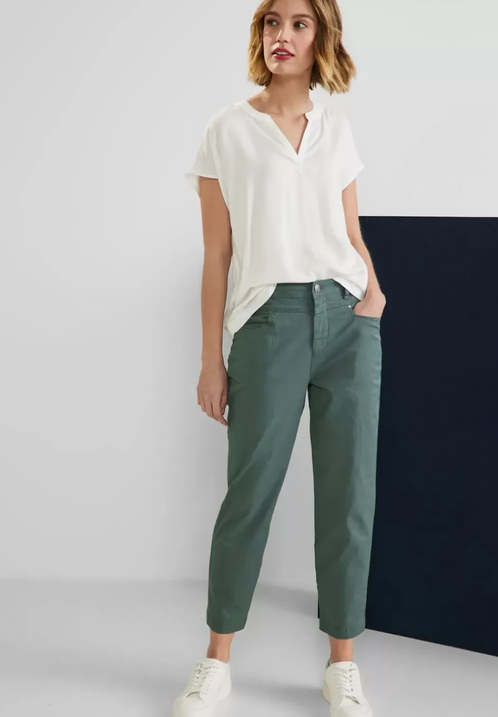 Papertouch Casual Fit Hose