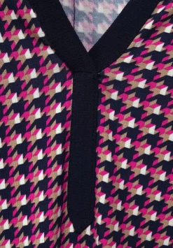 Printshirt Im Materialmix