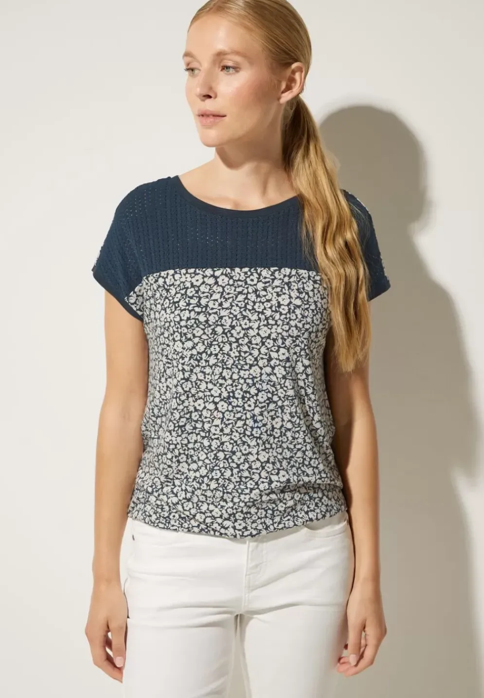 Printshirt Mit Spitzendetail