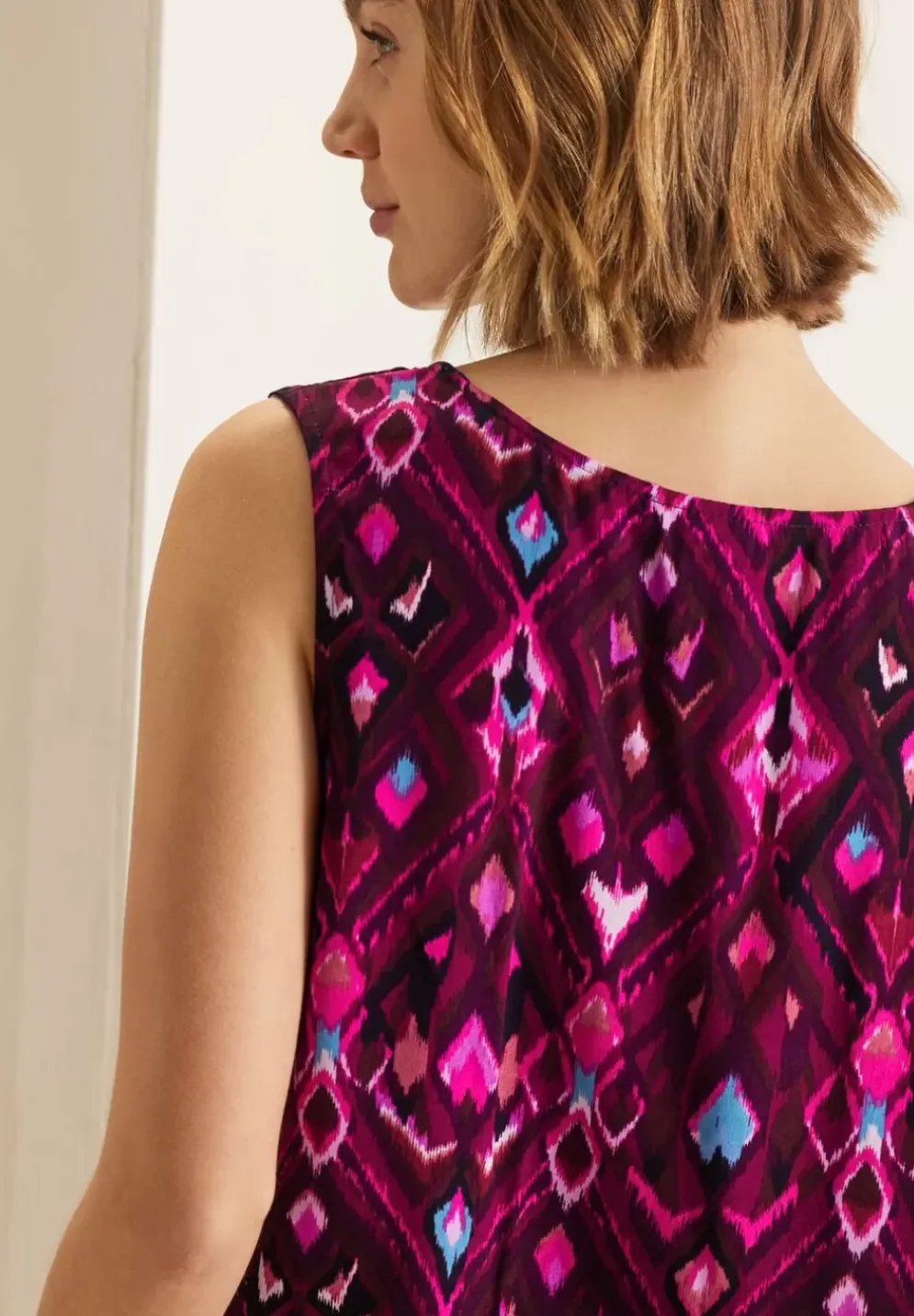 Printtop Mit Spitzeneinsatz