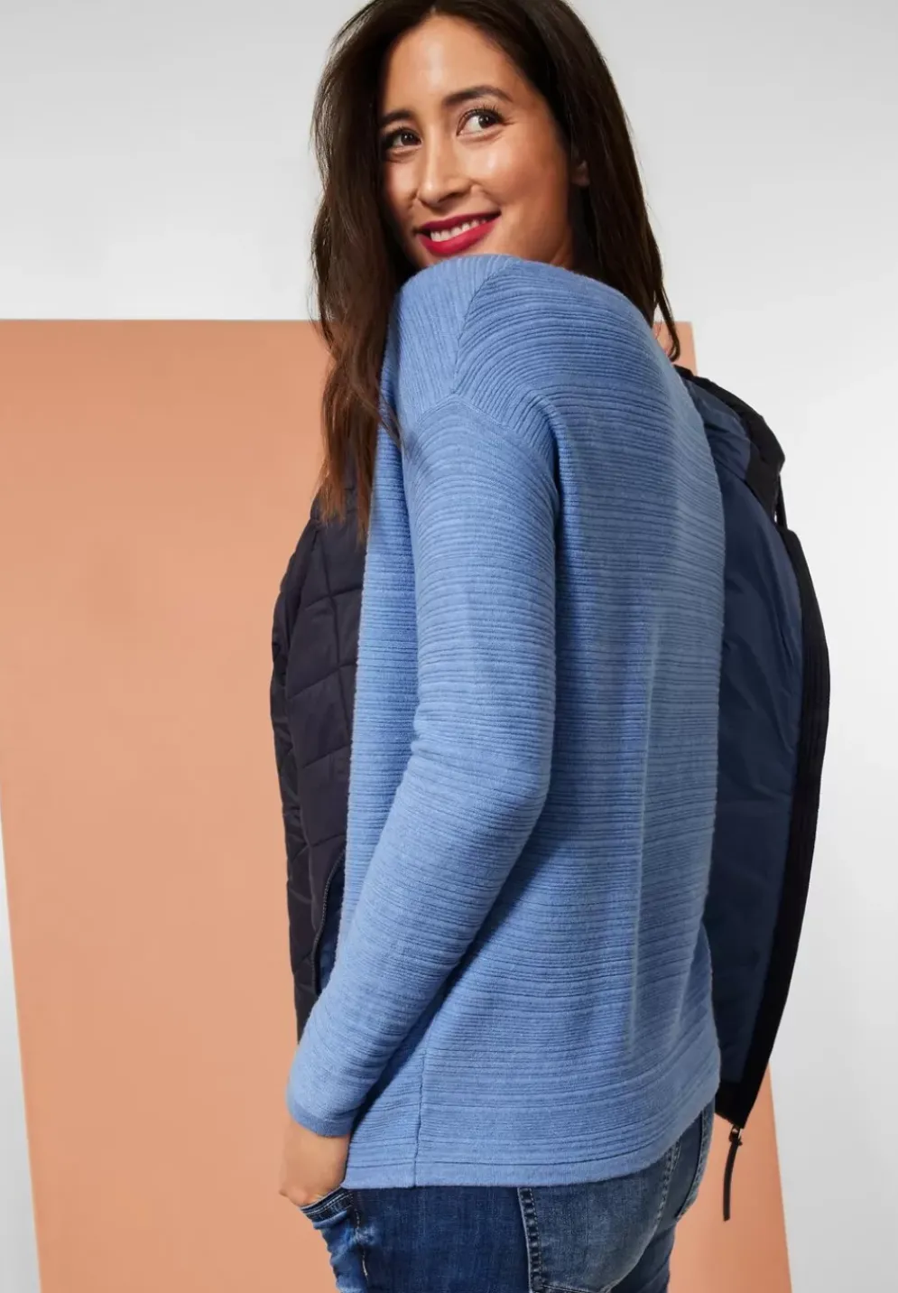 Pullover In Strukturoptik