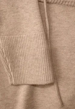 Pullover Mit Kapuzendetail