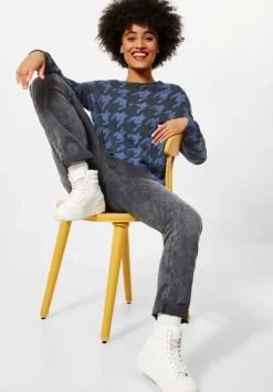 Pullover Mit Muster